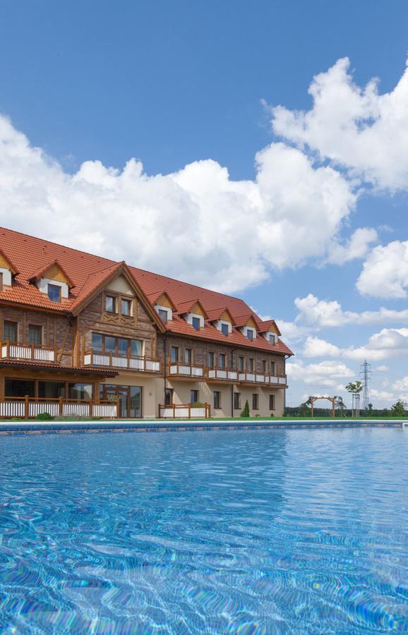 Malvazia Hotel Prievaly Exterior photo